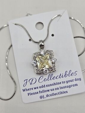 Swarovski Crystal Elements Silver Statement Necklace Pale Yellow 18 - 20 inch